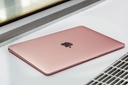 Will Apple release a touchscreen MacBook in 2026?